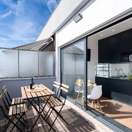 Sunny Bright Flat W Balcony - Ace Location Appartement *